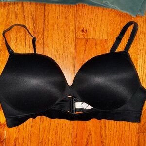 Victoria’s Secret size 36c padded no wire push up